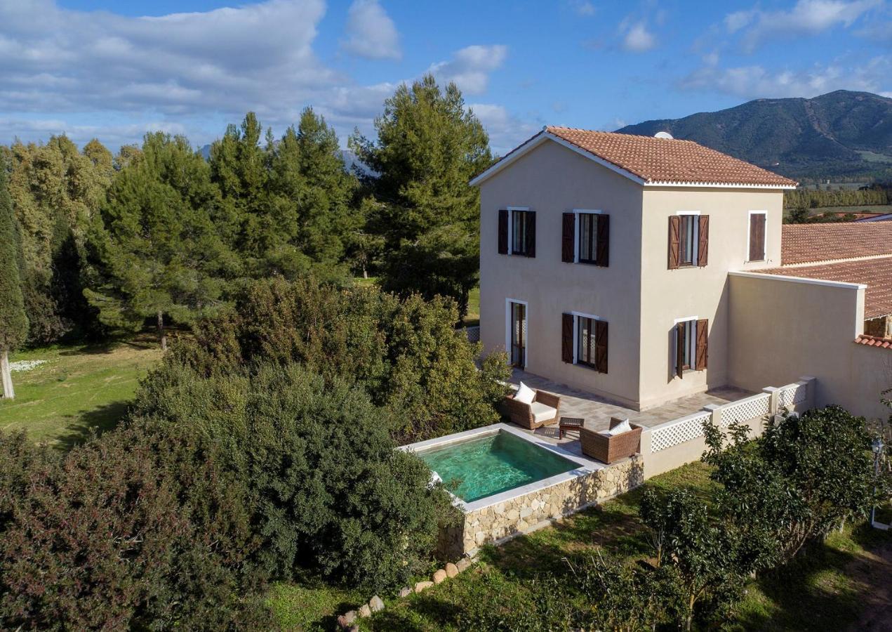 Villa Cavalieri Country Hotel Pula Esterno foto