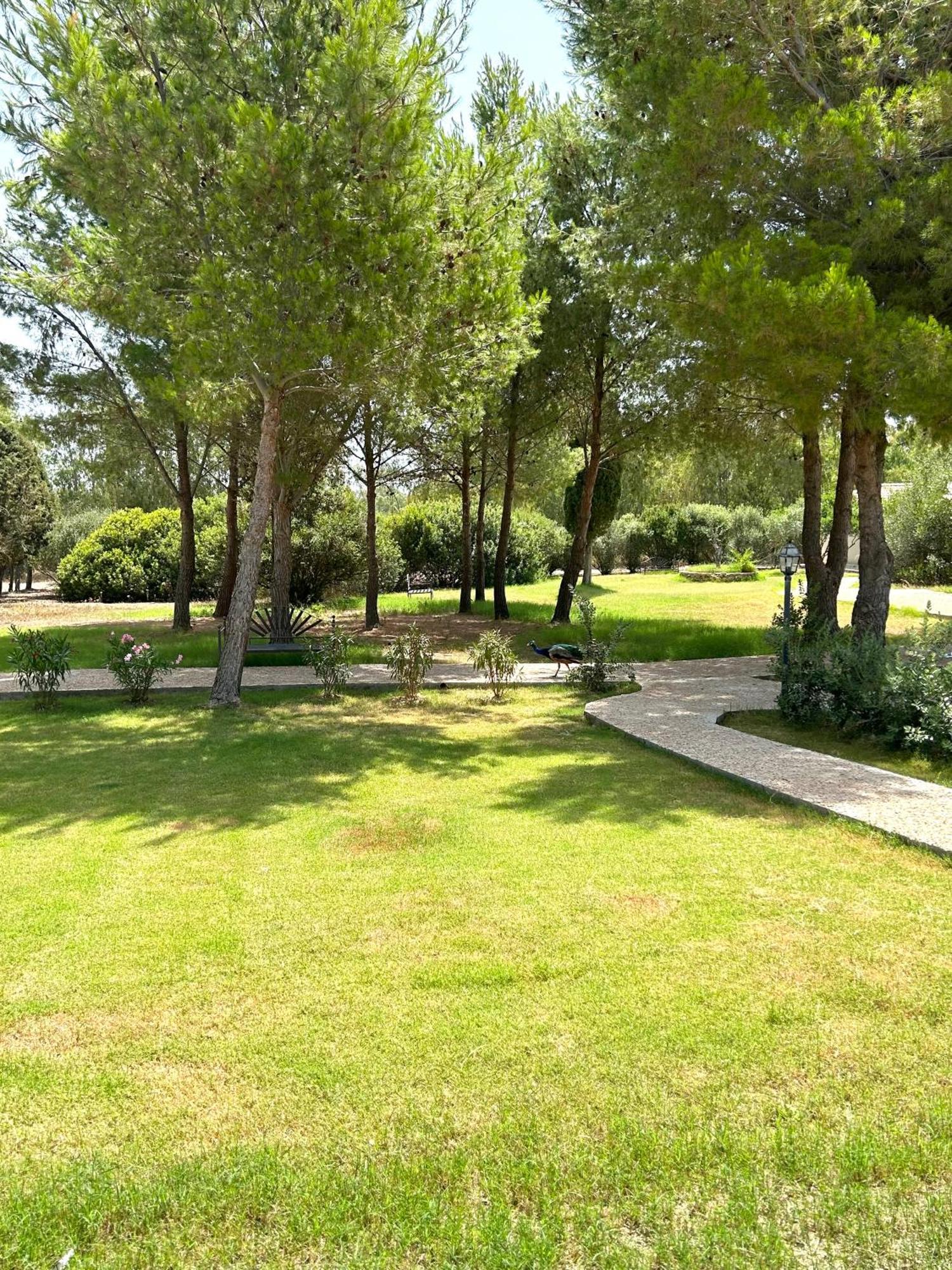 Villa Cavalieri Country Hotel Pula Esterno foto