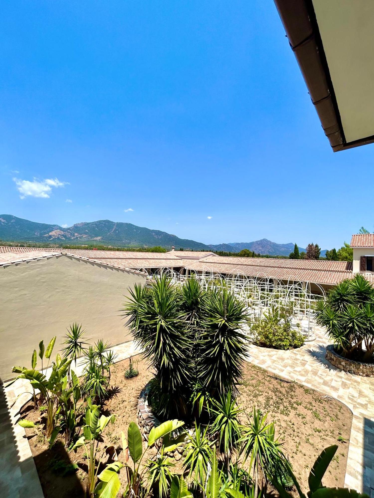 Villa Cavalieri Country Hotel Pula Esterno foto